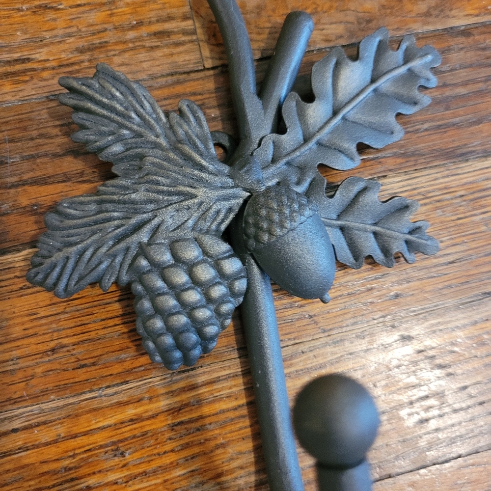 Longaberger Toboso Wrought Iron Wall Hook 71304 Black 8E2 Acorn Pinecone - Picture 5 of 7